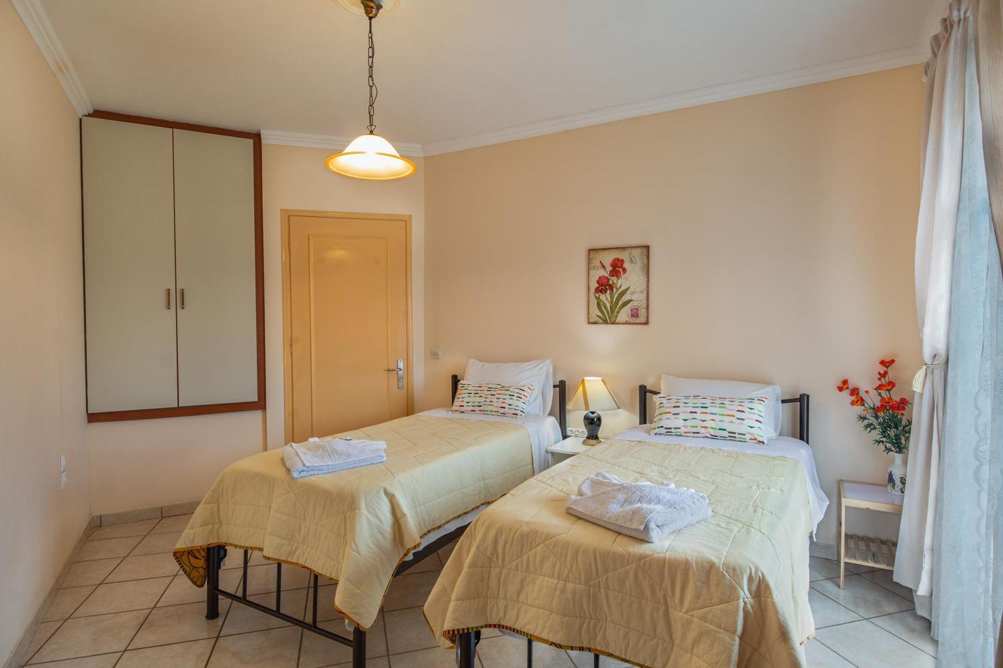 House Of Velenia - 2 Bedroom Apartment Near Old Town, Airport And Bus Station Corfu  Exteriér fotografie